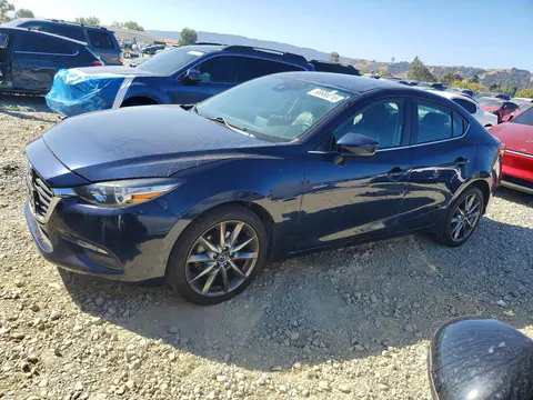 3MZBN1V36JM254827 — 2018 Mazda 3, Передняя часть (Front End), фото до ремонта