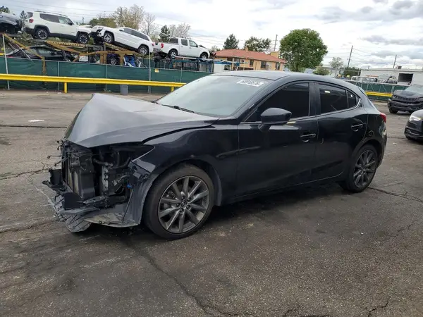 3MZBN1L3XJM191668 — 2018 Mazda 3, Передняя часть (Front End), фото до ремонта