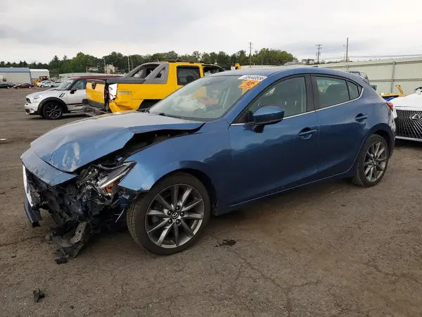 3MZBN1M30JM265324 — 2018 Mazda 3, Передняя часть (Front End), фото до ремонта