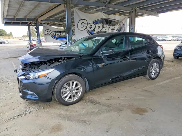 3MZBN1K70JM226450 — 2018 Mazda 3, Передняя часть (Front End), фото до ремонта