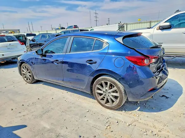 2018 MAZDA 3 VIN 3MZBN1L37JM272000 фото 2