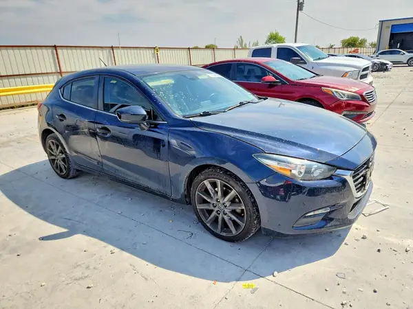 2018 MAZDA 3 VIN 3MZBN1L37JM272000 фото 4