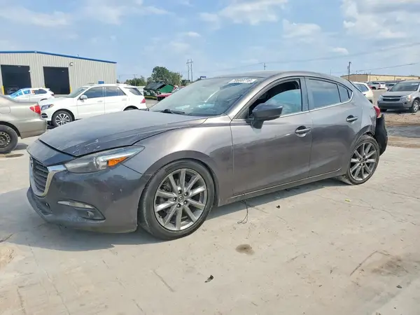 3MZBN1M33JM194927 — 2018 Mazda 3, Задняя часть (Rear End), фото до ремонта