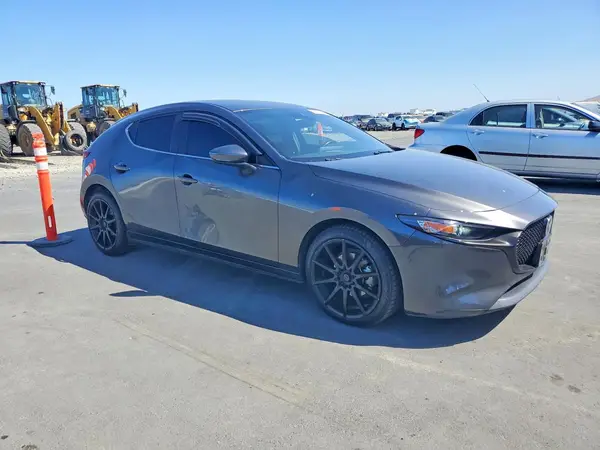 JM1BPAMM3K1135753 — 2019 Mazda 3, фото 4 с аукциона Copart 14.10.2026, Боковая часть