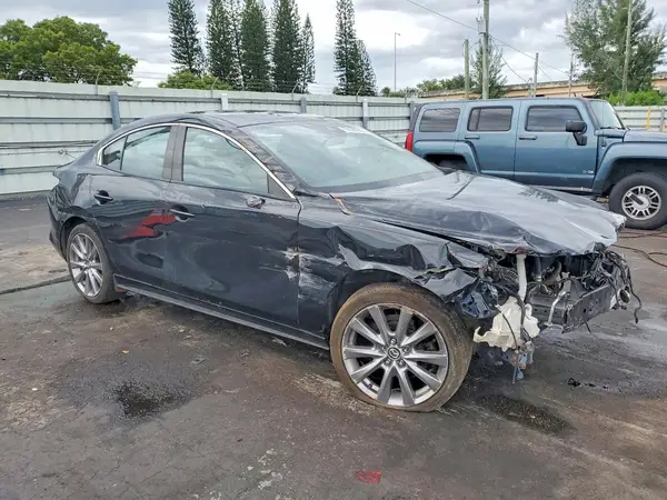 JM1BPACL7K1107320 — 2019 Mazda 3, фото 4 с аукциона Copart 28.09.2026, Опрокидывание