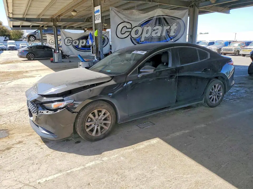 JM1BPABL3L1166626 Mazda 3 2020 — повреждение Передняя часть, фото до ремонта