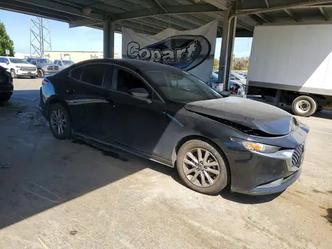 JM1BPABL3L1166626 — 2020 Mazda 3, фото 4 с аукциона Copart 29.09.2026, Передняя часть