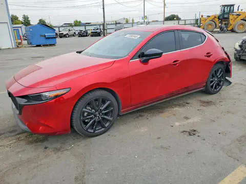 JM1BPBJY9M1324021 — 2021 Mazda 3, Задняя часть (Rear End), фото до ремонта