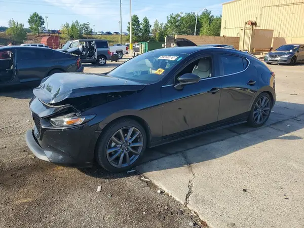 JM1BPALL7M1309125 — 2021 Mazda 3, Передняя часть (Front End), фото до ремонта