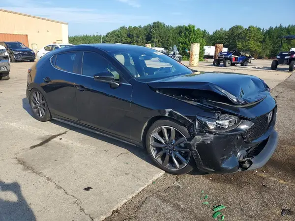 JM1BPALL7M1309125 — 2021 Mazda 3, фото 4 с аукциона Copart, Передняя часть
