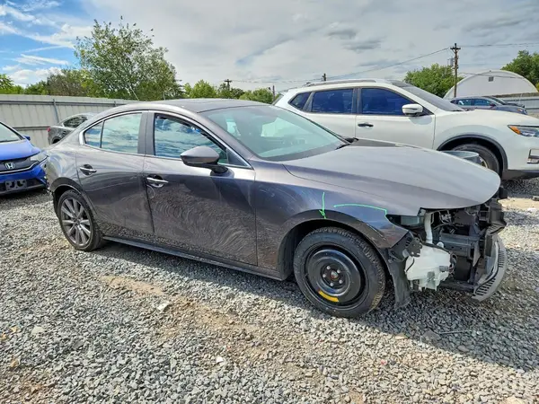 3MZBPACLXMM251723 — 2021 Mazda 3, фото 4 с аукциона Copart, Передняя часть