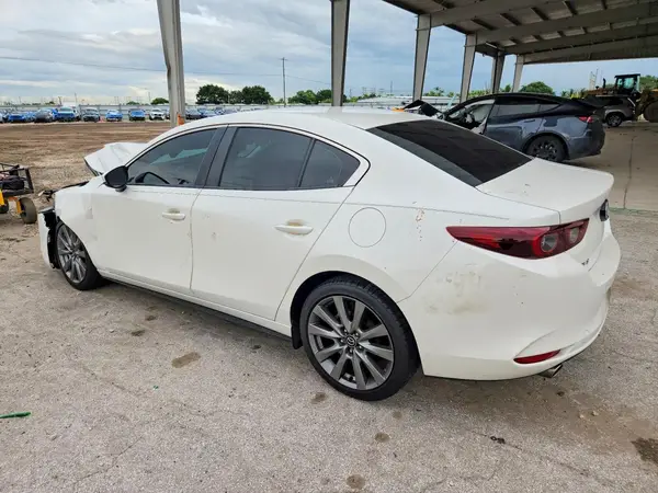 3MZBPABL4NM314186 — 2022 Mazda 3, фото 2 с аукциона Copart 07.10.2026, Передняя часть