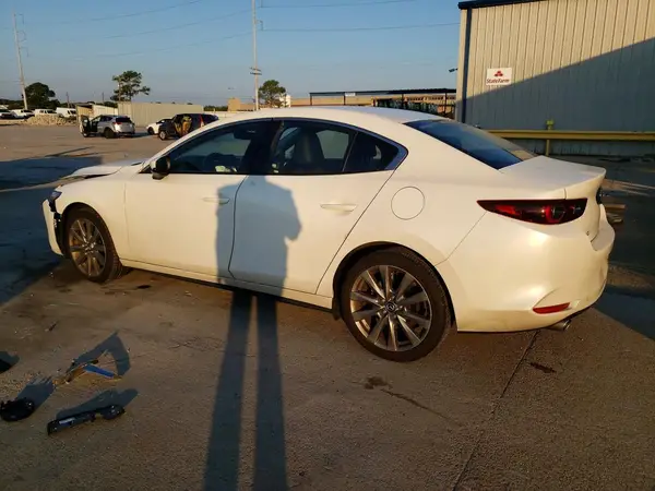 3MZBPABM3PM359258 — 2023 Mazda 3, фото 2 с аукциона Copart, Передняя часть