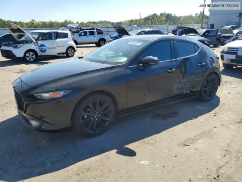 JM1BPAKM9R1722262 — 2024 Mazda 3, Задняя часть, фото до ремонта