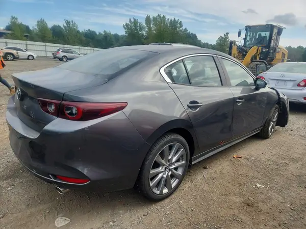 JM1BPACL9T1861224 — 2026 Mazda 3, фото 3 с аукциона Copart 14.10.2026, Передняя часть