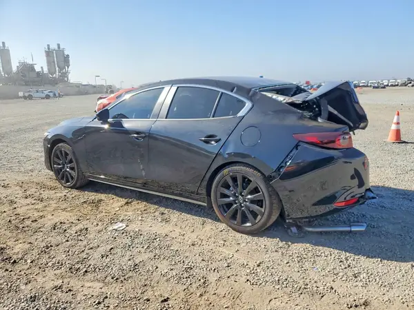 JM1BPABL8T1884897 — 2026 Mazda 3, фото 2 с аукциона Copart, Задняя часть