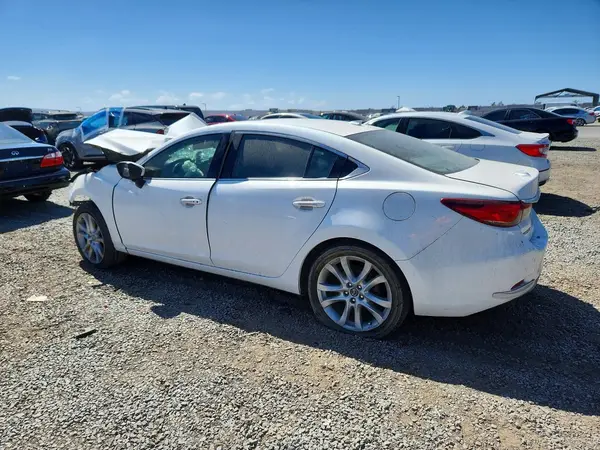 JM1GL1V5XH1112696 — 2017 Mazda 6, фото 2 с аукциона Copart, Передняя часть