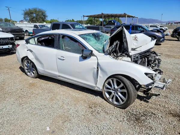 JM1GL1V5XH1112696 — 2017 Mazda 6, фото 4 с аукциона Copart, Передняя часть