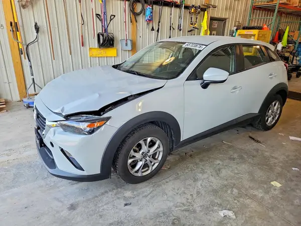JM1DKFB79G0140101 — 2016 Mazda CX-3, Передняя часть (Front End), фото до ремонта