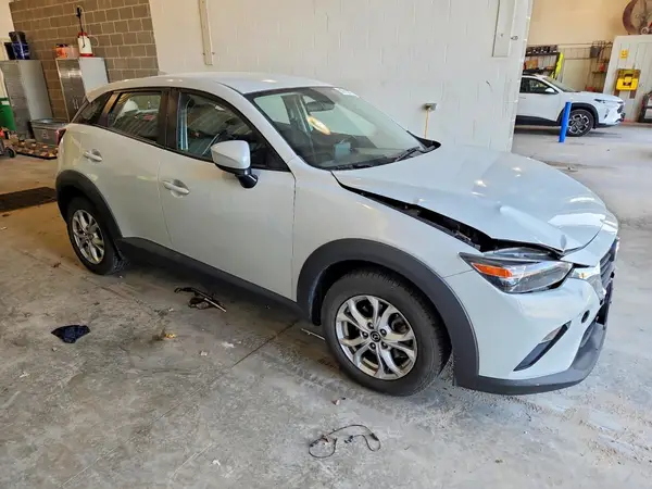 JM1DKFB79G0140101 — 2016 Mazda CX-3, фото 4 с аукциона Copart 13.10.2026, Передняя часть