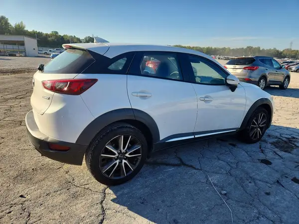 JM1DKDD74G0128035 — 2016 Mazda CX-3, фото 3 с аукциона Copart, Передняя часть