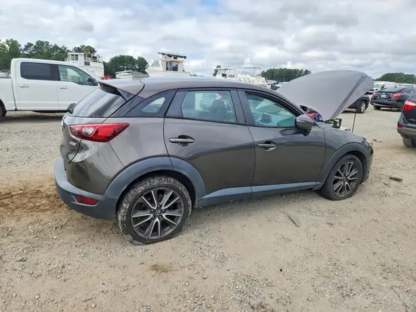 JM1DKFC72H0147908 — 2017 Mazda CX-3, фото 3 с аукциона Copart, Передняя часть