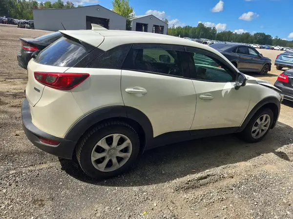 JM1DKFB79K1418613 — 2019 Mazda CX-3, фото 3 с аукциона Copart 29.09.2026, Передняя часть