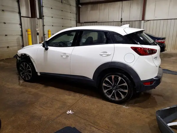 JM1DKFC72K0441123 — 2019 Mazda CX-3, фото 2 с аукциона Copart, Передняя часть