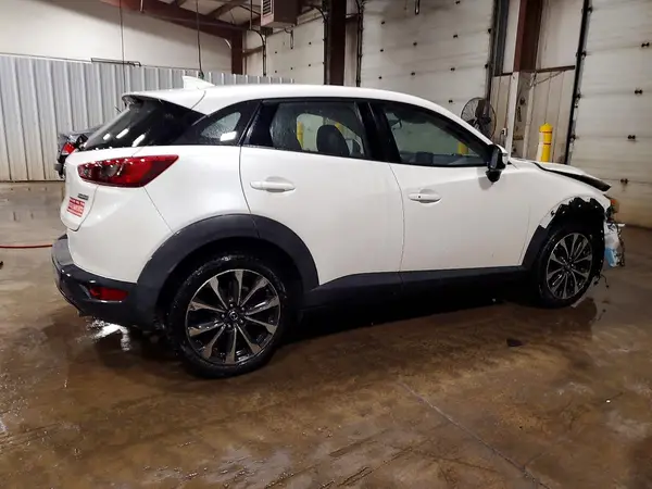 JM1DKFC72K0441123 — 2019 Mazda CX-3, фото 3 с аукциона Copart, Передняя часть