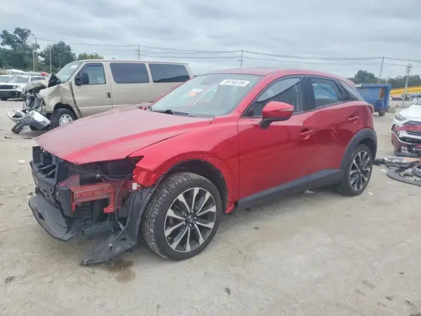JM1DKFC77K0401636 — 2019 Mazda CX-3, Боковая часть (Side), фото до ремонта