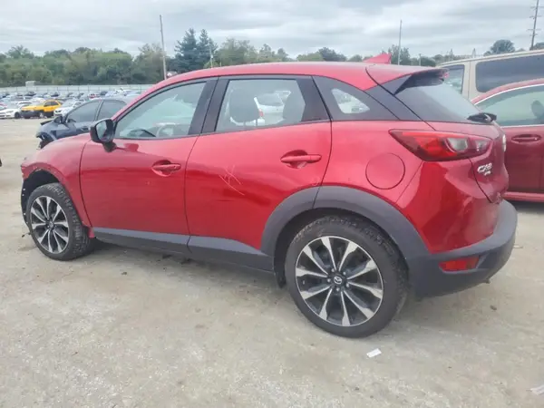 JM1DKFC77K0401636 — 2019 Mazda CX-3, фото 2 с аукциона Copart, Боковая часть