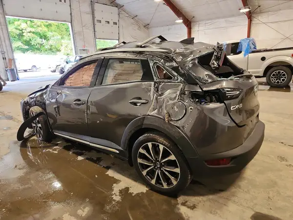 JM1DKDD76K1456155 — 2019 Mazda CX-3, фото 2 с аукциона Copart, Опрокидывание