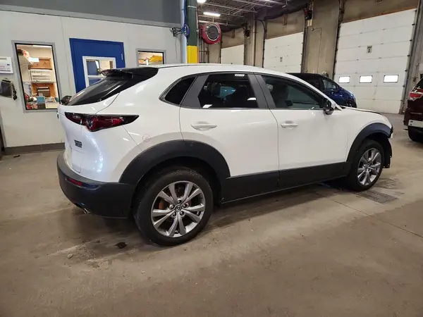 3MVDMBBL7MM316229 — 2021 Mazda CX-30, фото 3 с аукциона Copart, Передняя часть