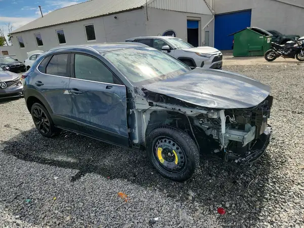 3MVDMBCM5PM517235 — 2023 Mazda CX-30, фото 4 с аукциона Copart, Передняя часть