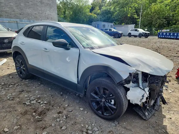 3MVDMBBM6SM836427 — 2025 Mazda CX-30, фото 4 с аукциона Copart, Передняя часть