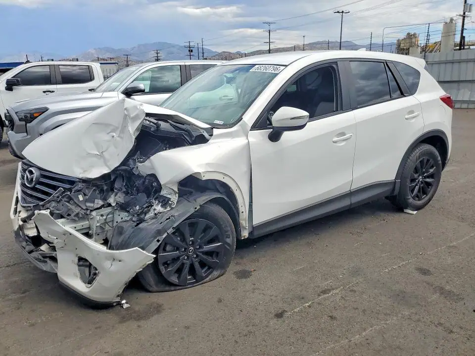JM3KE2BY3G0747747 Mazda CX-5 2016 — повреждение Передняя часть, фото до ремонта