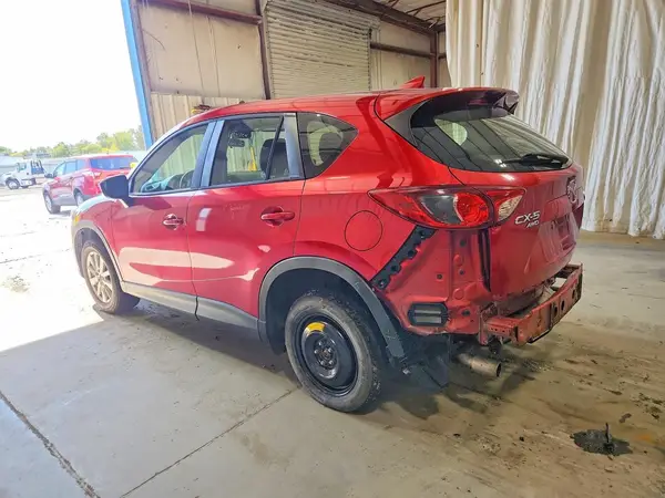 JM3KE4BY3G0670258 — 2016 Mazda CX-5, фото 2 с аукциона Copart 05.10.2026, Задняя часть