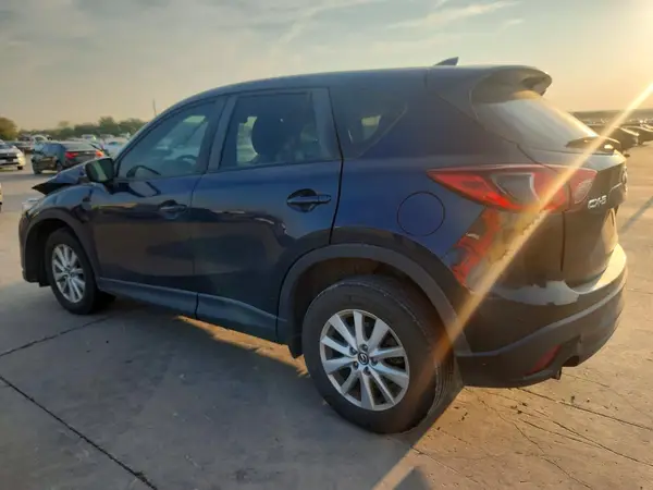 JM3KE2CY2G0848941 — 2016 Mazda CX-5, фото 2 с аукциона Copart 05.10.2026, Передняя часть