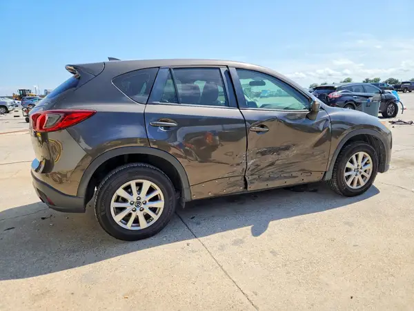 JM3KE2BY3G0642576 — 2016 Mazda CX-5, фото 3 с аукциона Copart, Боковая часть