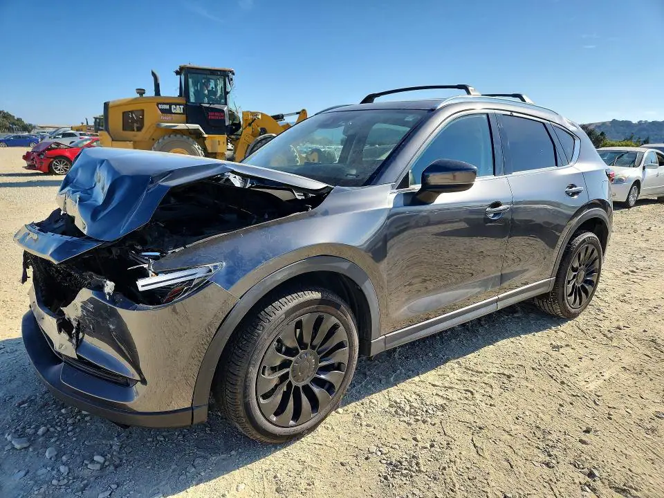 JM3KFBDL6H0185407 Mazda CX-5 2017 — повреждение Передняя часть, фото до ремонта