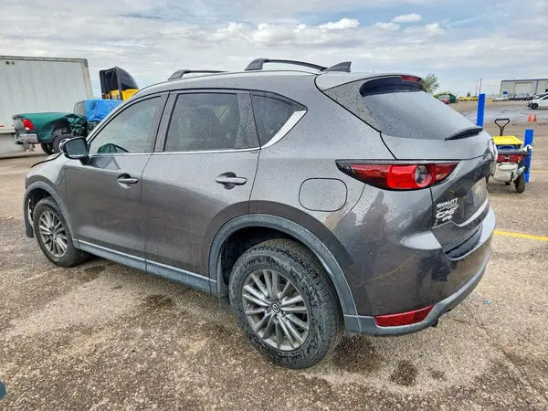 JM3KFBCL9H0205800 — 2017 Mazda CX-5, фото 2 с аукциона Copart 15.10.2026, Передняя часть