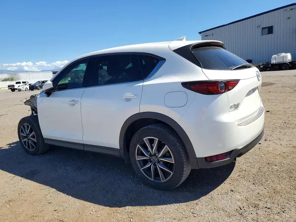 JM3KFBDL6H0161463 — 2017 Mazda CX-5, фото 2 с аукциона Copart, Передняя часть