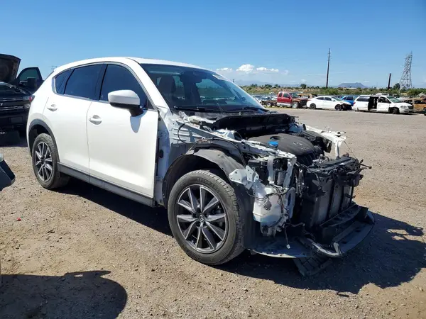 JM3KFBDL6H0161463 — 2017 Mazda CX-5, фото 4 с аукциона Copart, Передняя часть