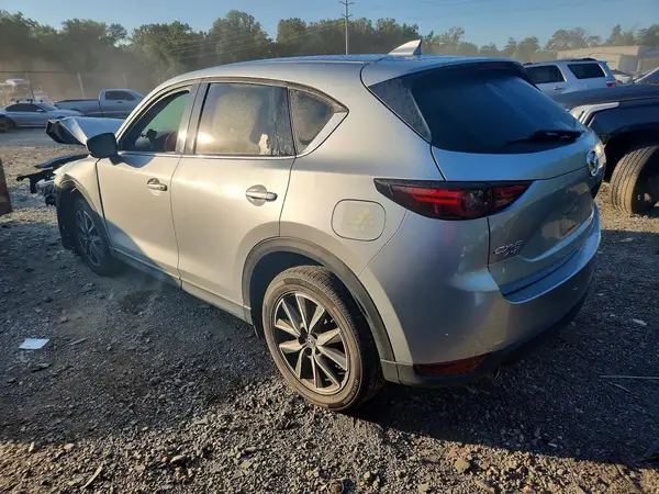 JM3KFBDM2J0306514 — 2018 Mazda CX-5, фото 2 с аукциона Copart 02.10.2026, Передняя часть