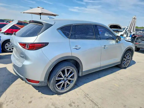 JM3KFADM1J0327140 — 2018 Mazda CX-5, фото 3 с аукциона Copart 28.09.2026, Передняя часть