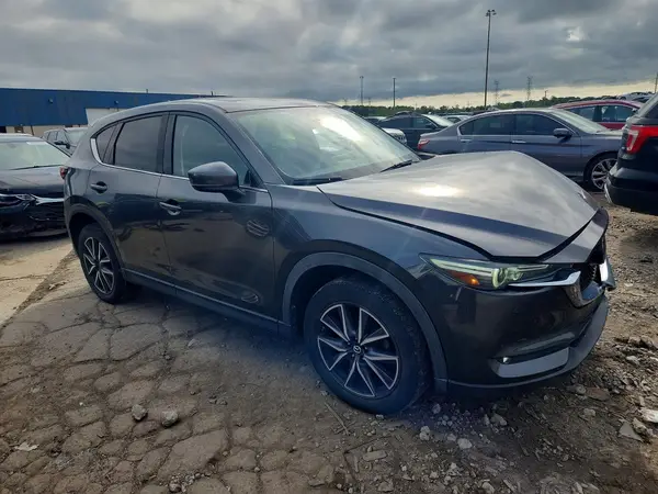 JM3KFBDM8J0457051 — 2018 Mazda CX-5, фото 4 с аукциона Copart, Передняя часть