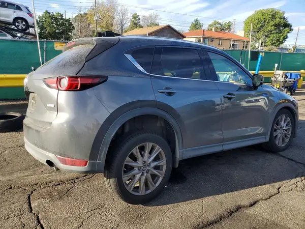 JM3KFBDM6K0692999 — 2019 Mazda CX-5, фото 3 с аукциона Copart, Передняя часть