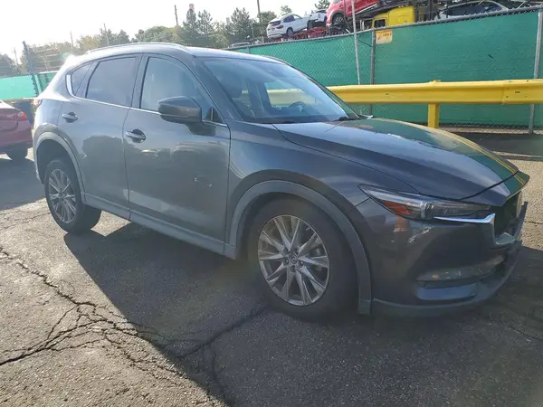 JM3KFBDM6K0692999 — 2019 Mazda CX-5, фото 4 с аукциона Copart, Передняя часть