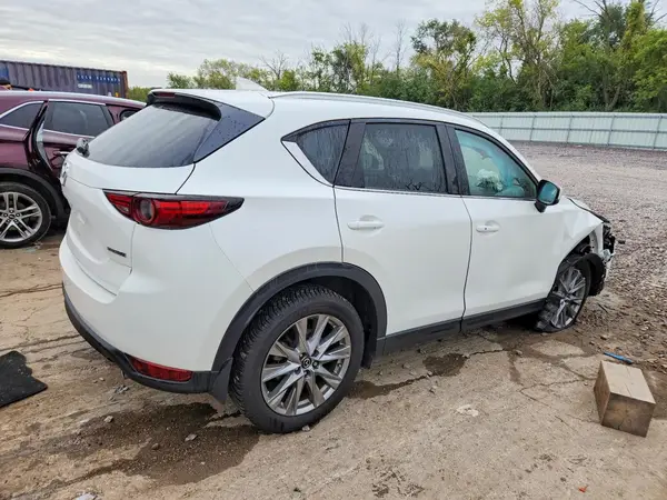 JM3KFBDM6L0757643 — 2020 Mazda CX-5, фото 3 с аукциона Copart, Передняя часть