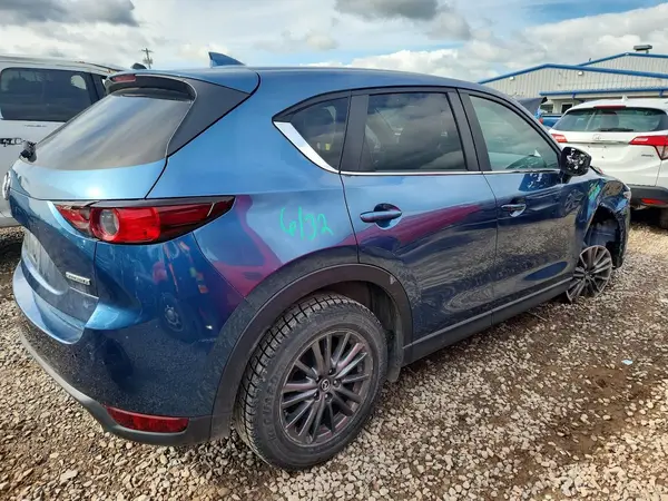 JM3KFBCM1M1362248 — 2021 Mazda CX-5, фото 3 с аукциона Copart 05.10.2026, Передняя часть